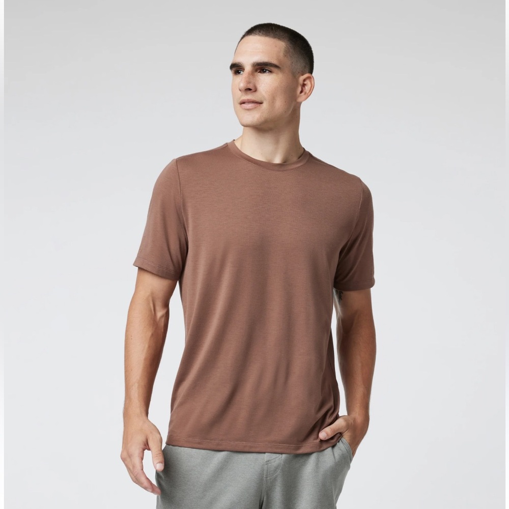 Vuori Men’s “Current Tech” Short Sleeve T-Shirt (M) *SOLD OUT AT VUORI*
